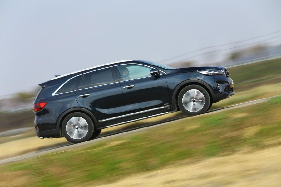  Kia Sorento GT Line (UM) 2018 года  (UK) (фото 13 из 26)
